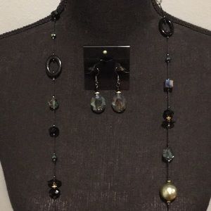 Premier Designs Jeweled Necklace and Earring Set